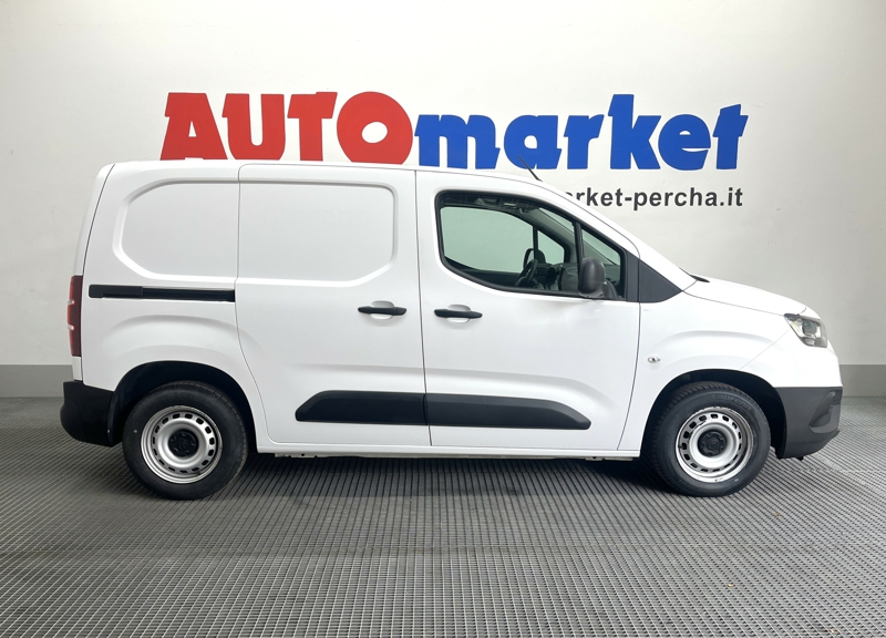 veicoli_commerciali_scheda.php?AUTO_VEICOLOPage=9&locale=it&IDVEICOLO=1S10792