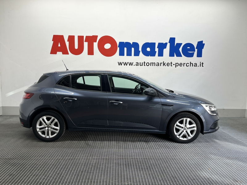 veicoli_scheda.php?IDVEICOLO=1S10973