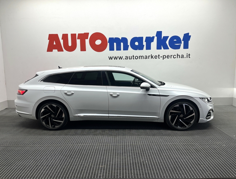 veicoli_scheda.php?AUTO_VEICOLOPage=12&locale=it&IDVEICOLO=1S11176