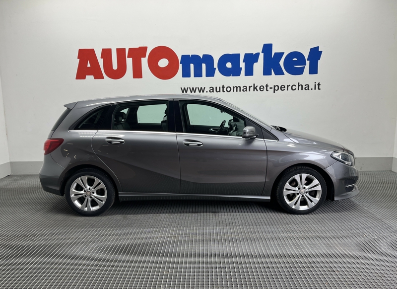 veicoli_scheda.php?AUTO_VEICOLOPage=6&locale=de&IDVEICOLO=1S11373