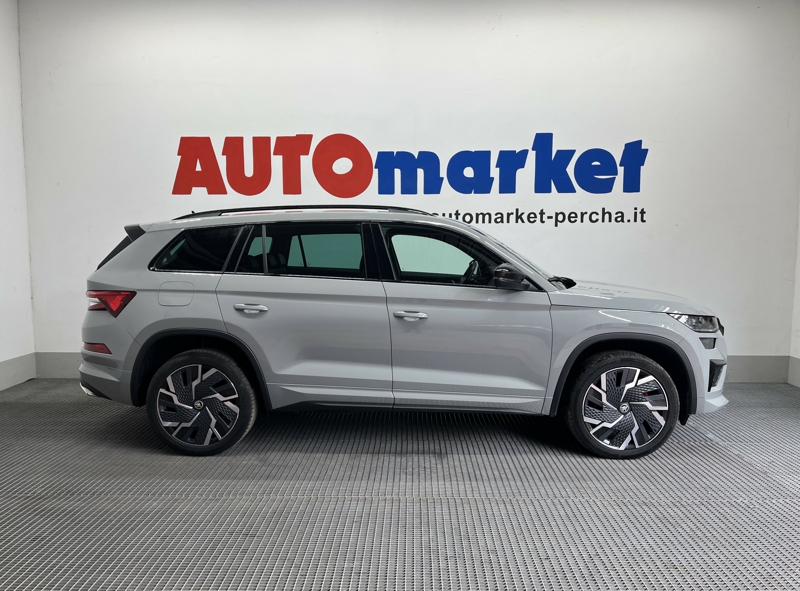 veicoli_scheda.php?AUTO_VEICOLOPage=9&IDVEICOLO=1S11468