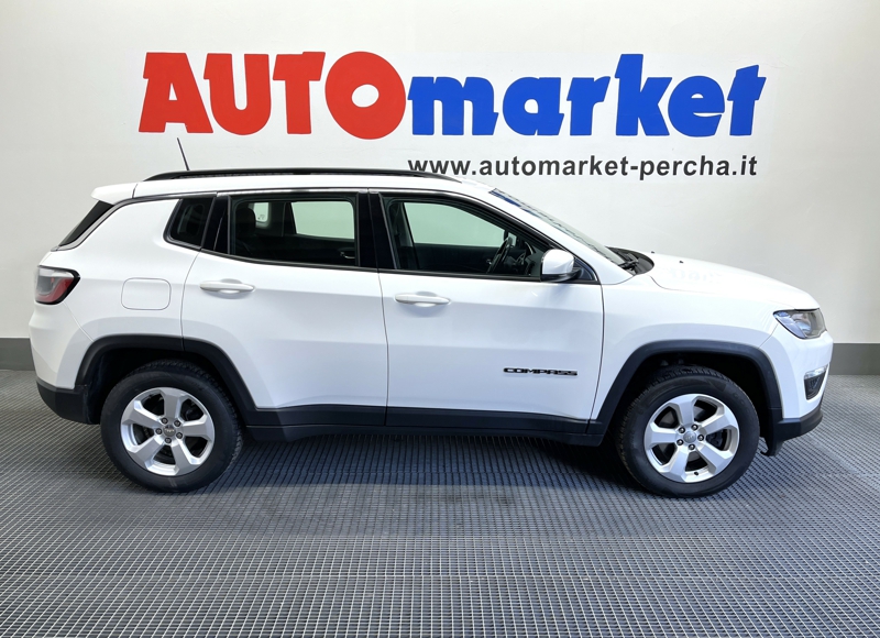 veicoli_scheda.php?AUTO_VEICOLOPage=6&locale=it&IDVEICOLO=1S11579