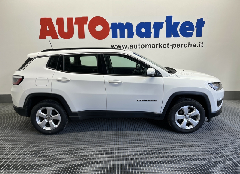 veicoli_scheda.php?AUTO_VEICOLOPage=6&locale=it&IDVEICOLO=1S11579