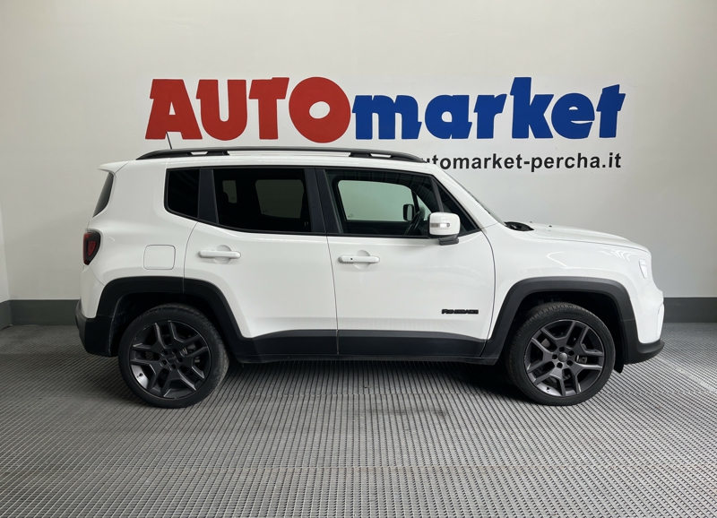 veicoli_scheda.php?AUTO_VEICOLOPage=6&locale=it&IDVEICOLO=1S11600